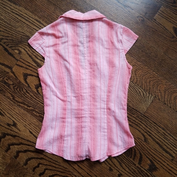 Top - Picture 2 of 3